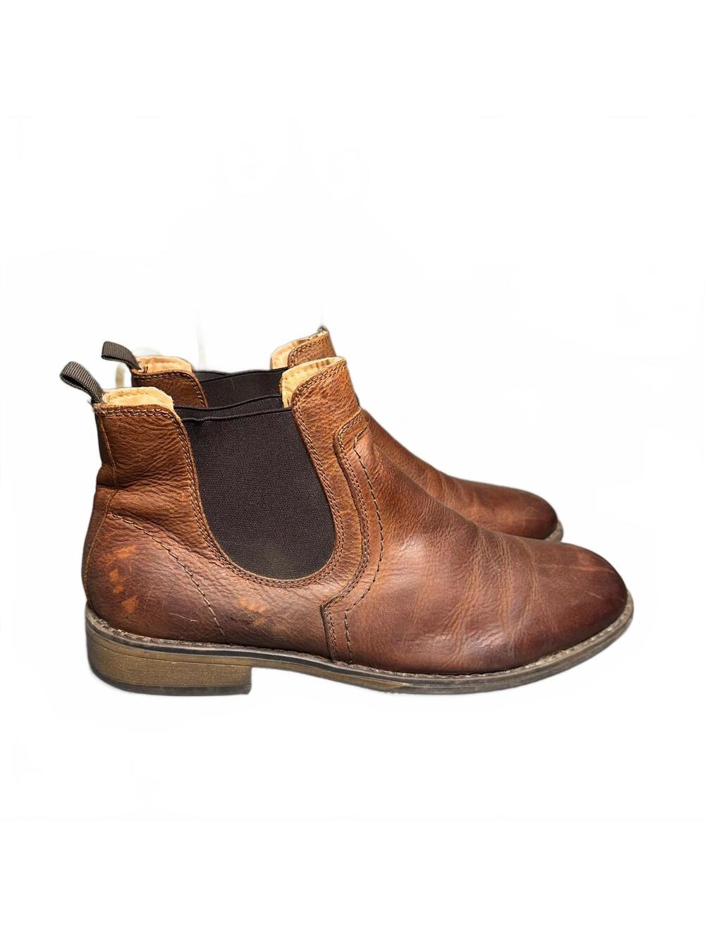 J75 by Jump Muligan Leather Chelsea Boots Size 9 Distressed Casual Ankle Boot